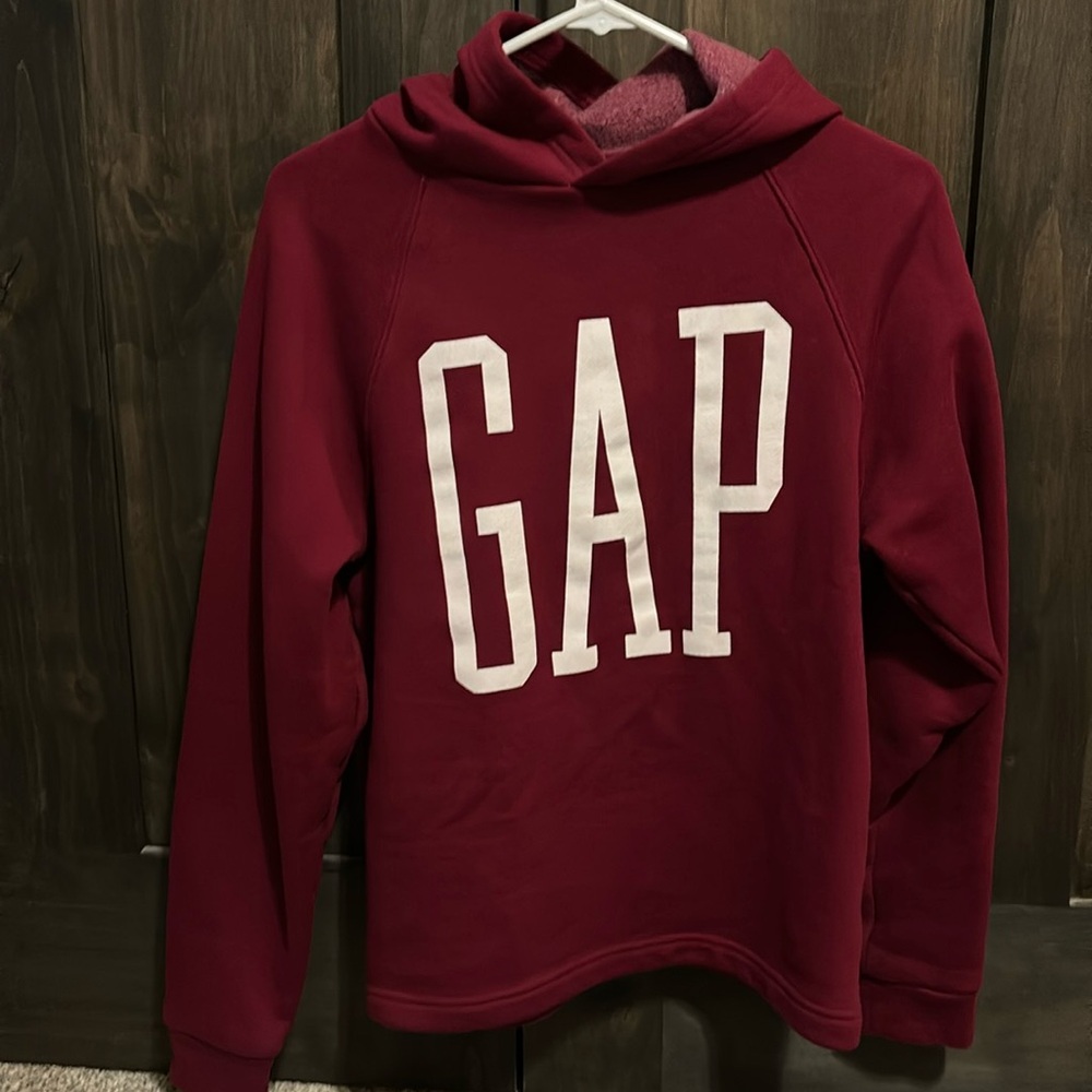 Maroon GAP hoodie